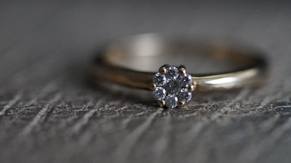 Bague pour femme : des créations qui embellissent votre main !